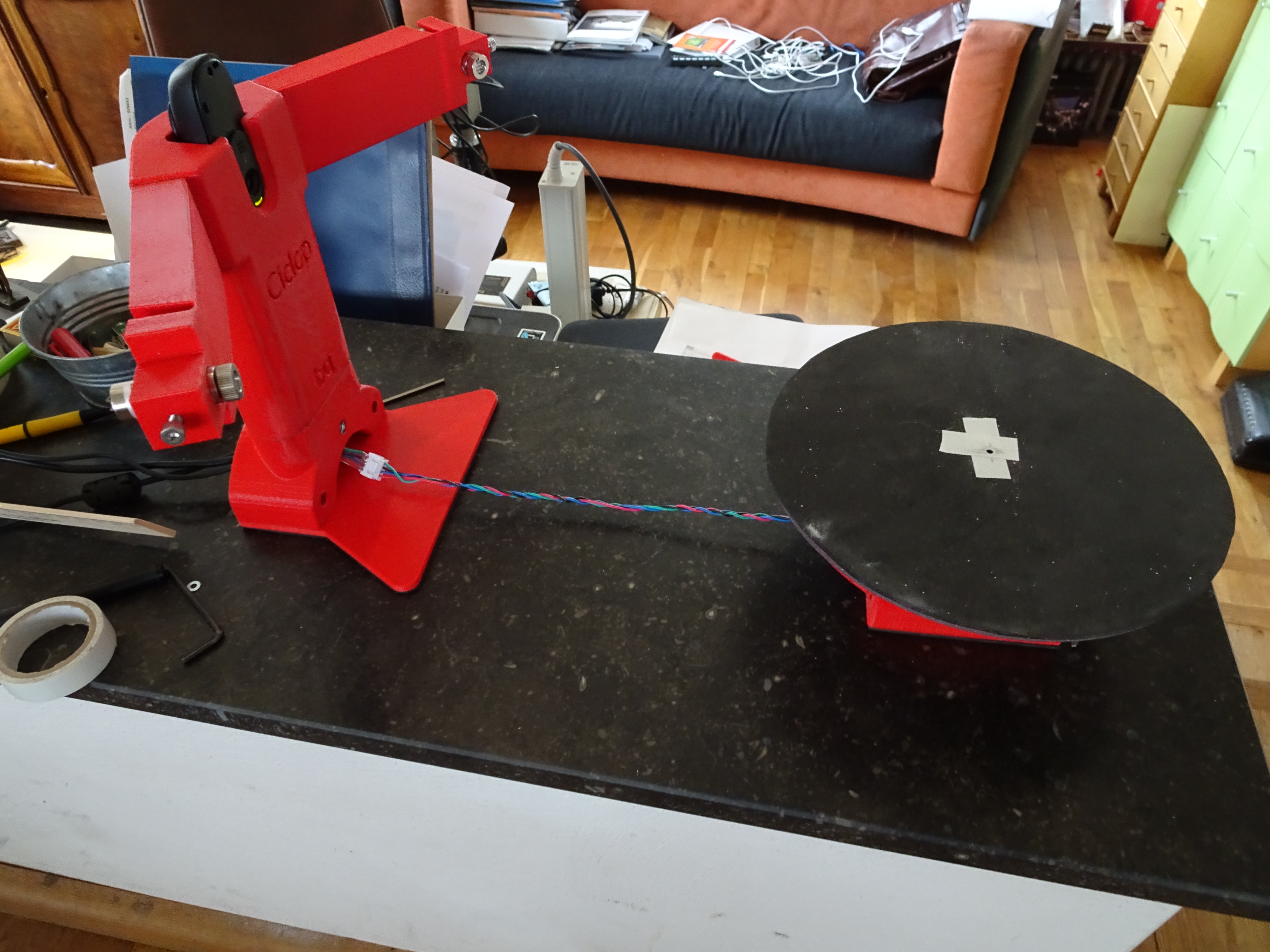 Adjustable laser holder CICLOP scanner