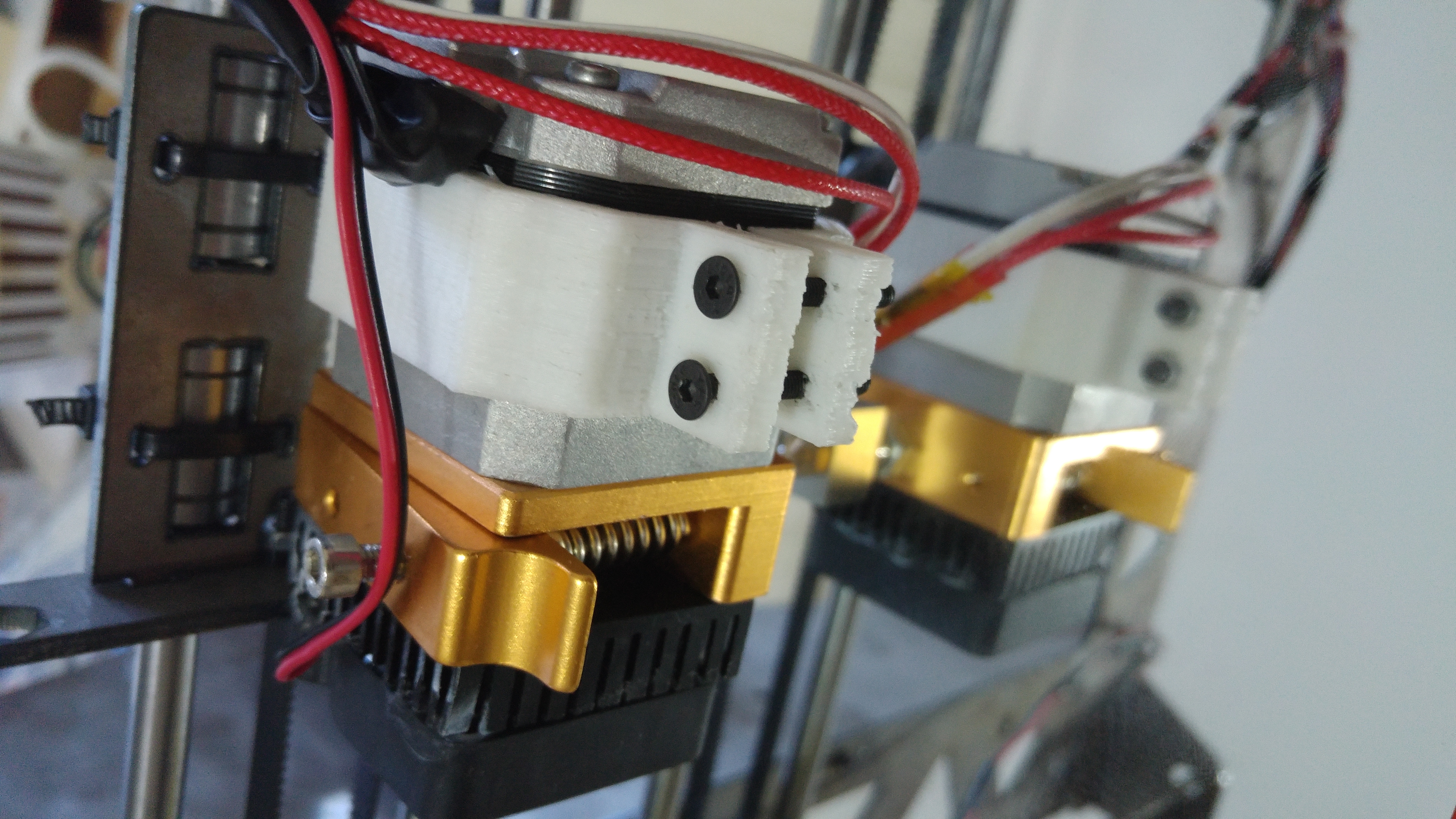 43daa370-d38b-40e1-8cdd-d5574f191711