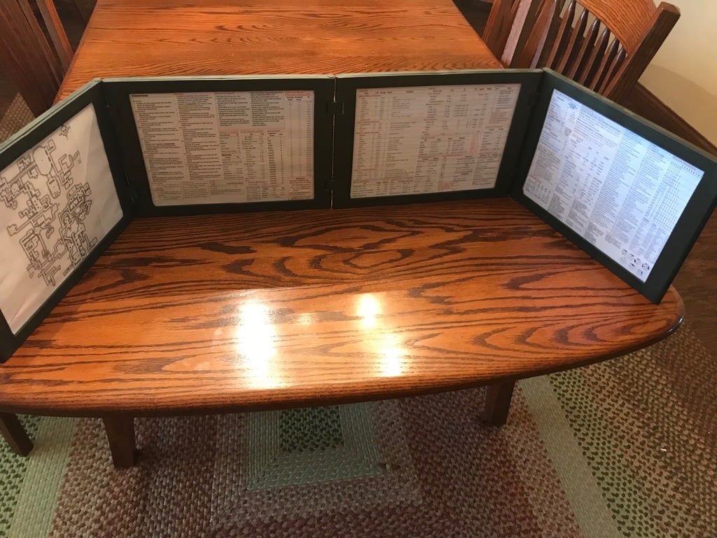Foldable DM Screen