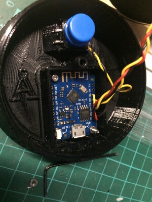 Giant LED for Wemos D1 Mini - OLED,Neopixel and pushbuton | 3d print model