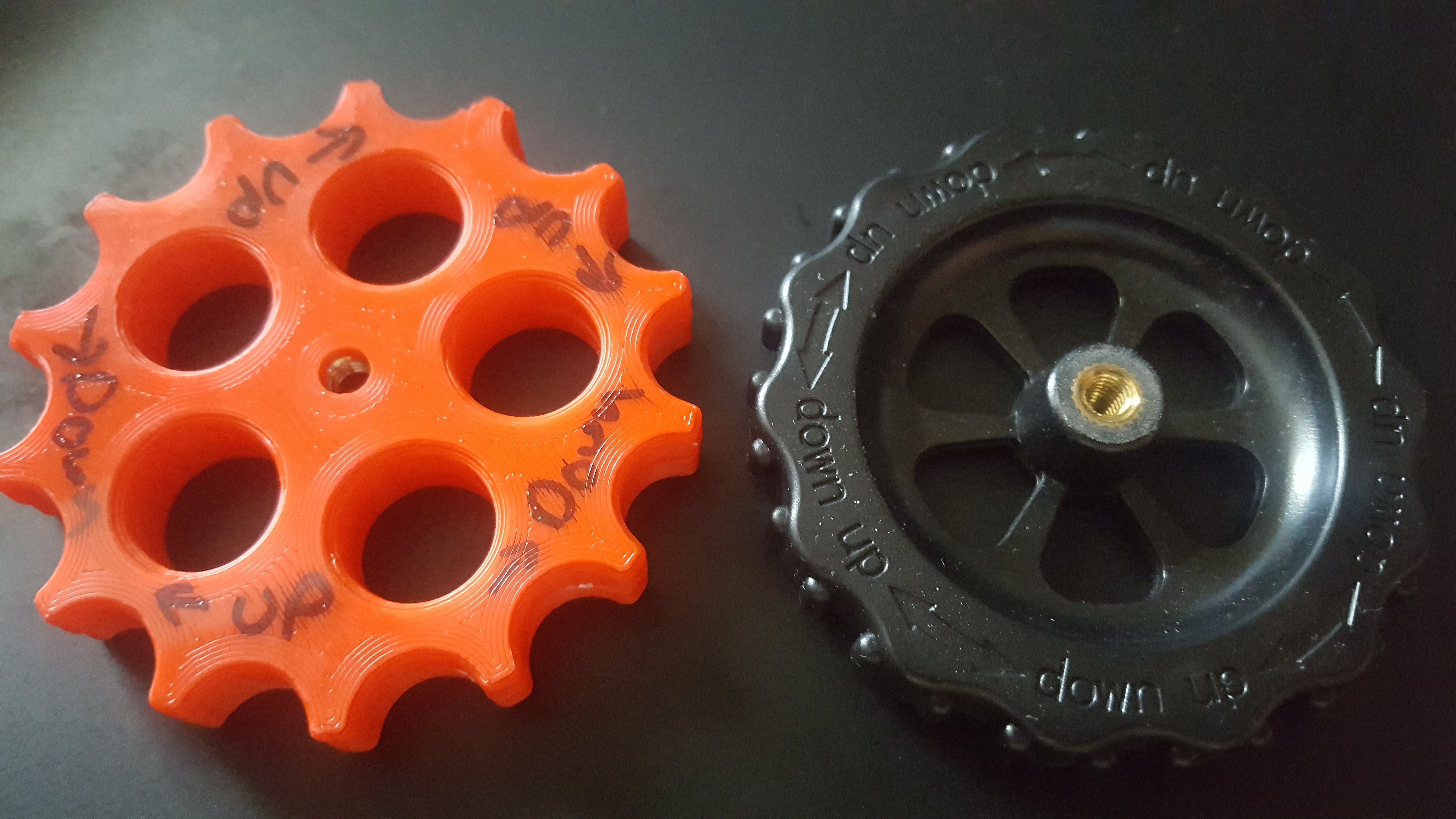 Ender 3, Bed Level Knobs with Captured Nylon Lock Nut