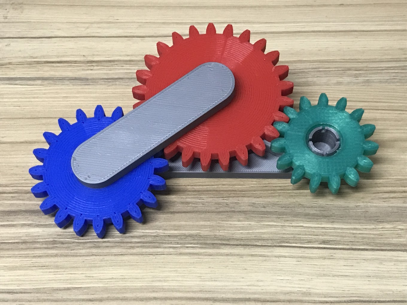 3 coupled gears