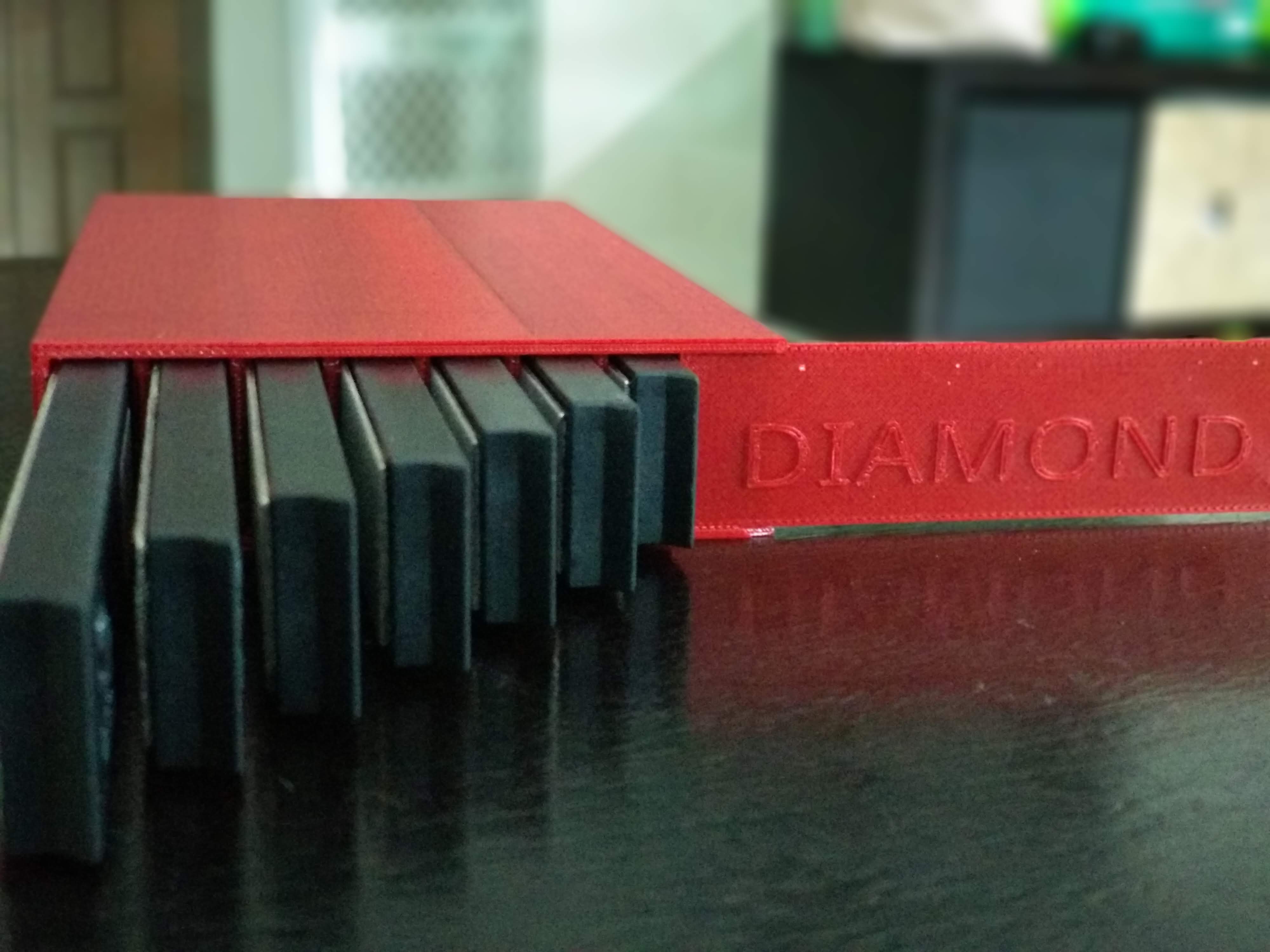 Box for Diamond plated hones (For Ruixin type sharpener _ Edge Pro Format)