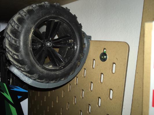 SKADIS - RC Holder for 1:10 Cars | 3d print model