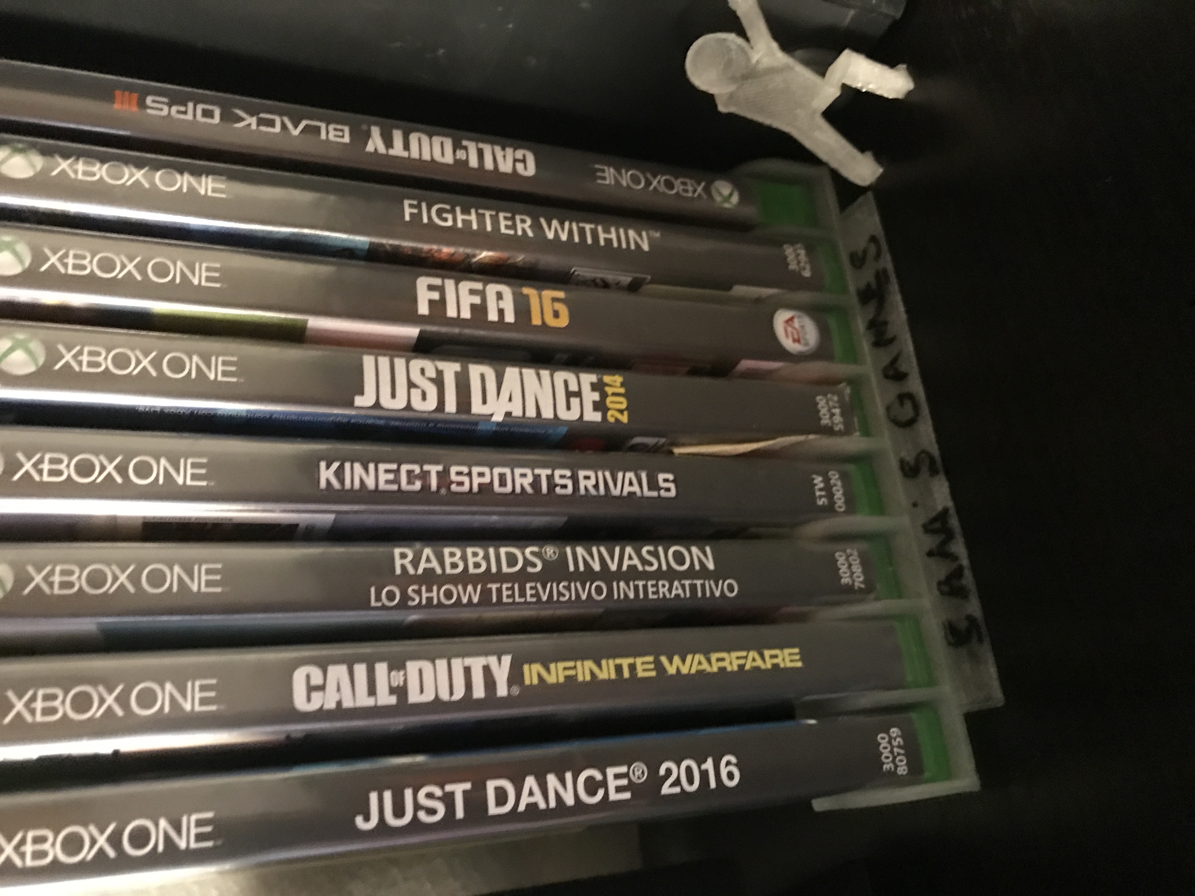 Stand games Xbox One