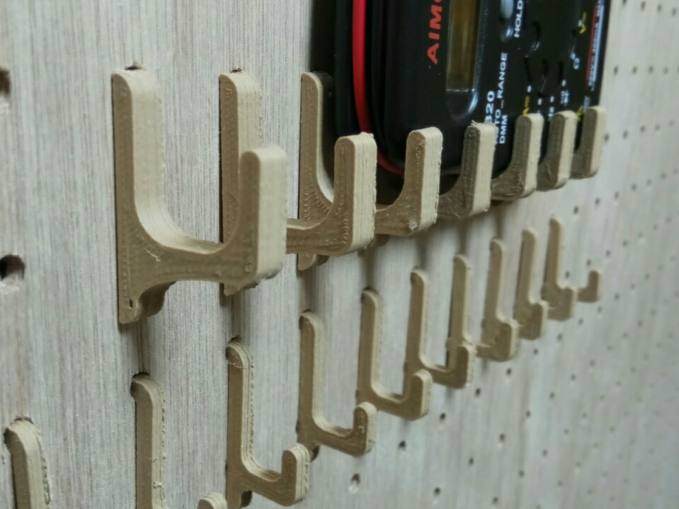 Pegboard hook for 5mm_25mm pegboards