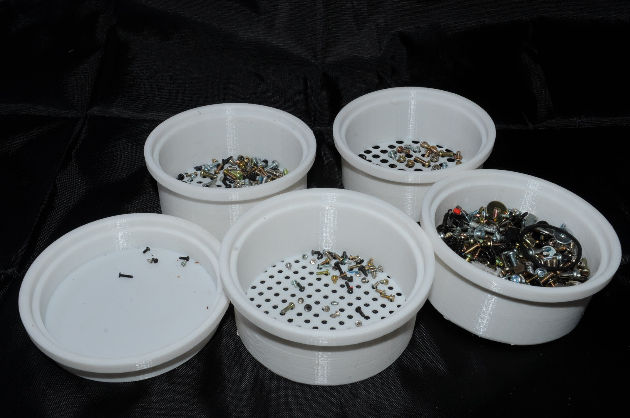 Stacked Screw sorter storage