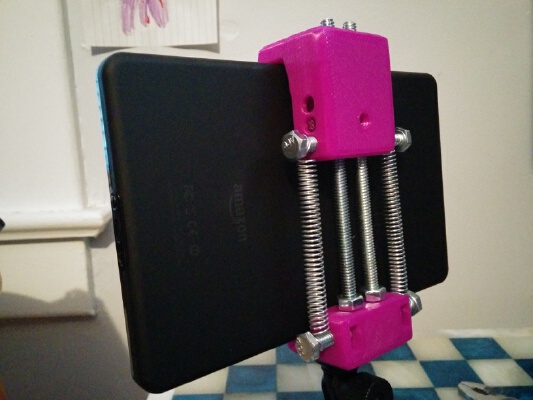 The qInch Project : Spring Phone Grip | 3d print model