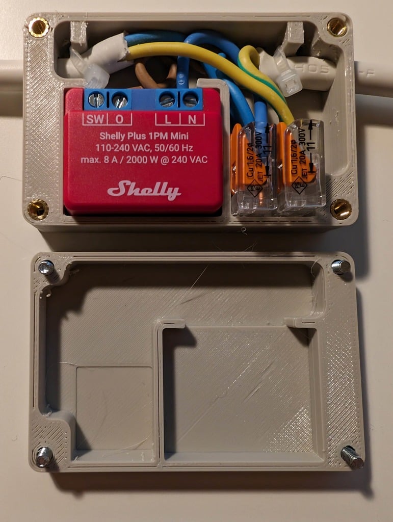 Shelly 1 PM mini housing closed