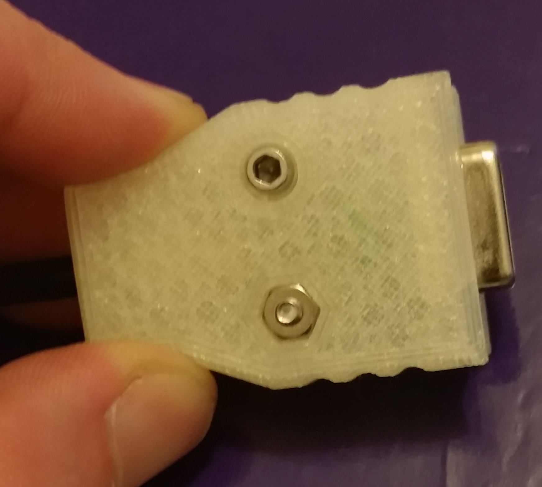 Parametric D-Sub connector shell.