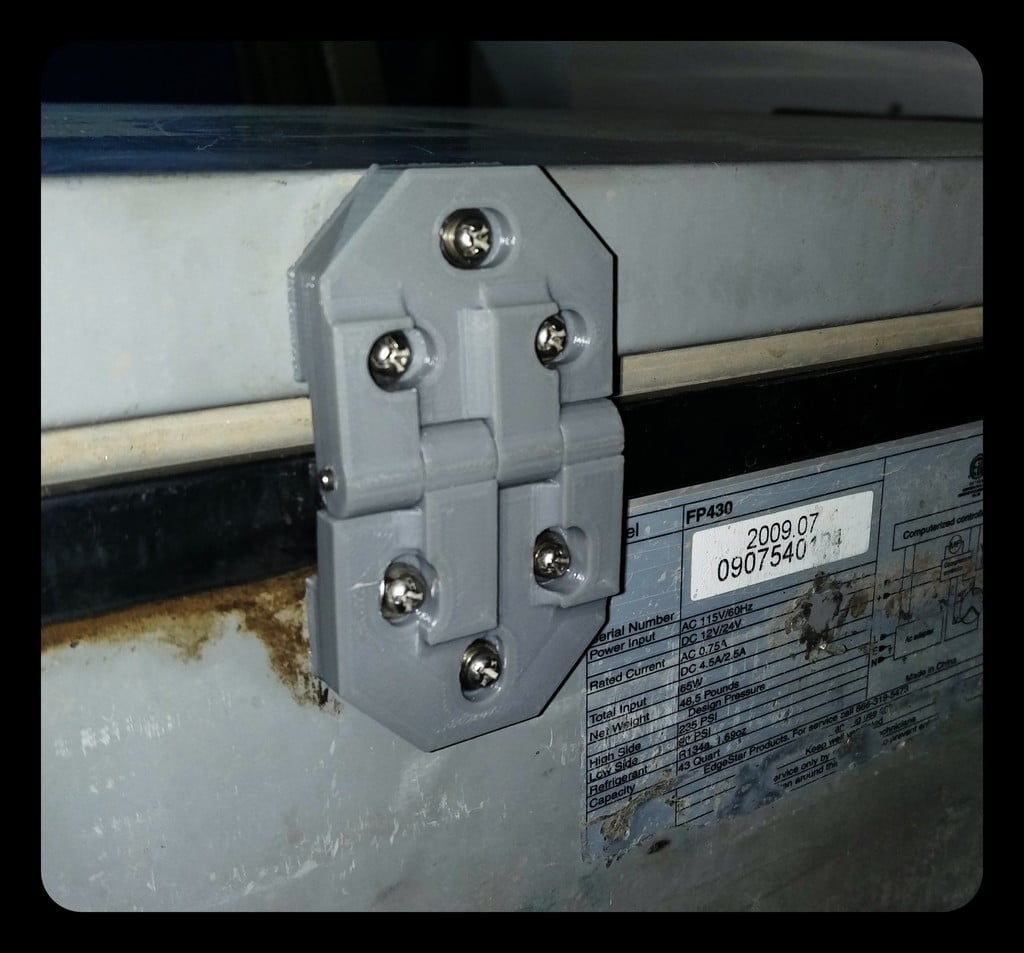 EdgeStar 48qt Refridgerator Hinge