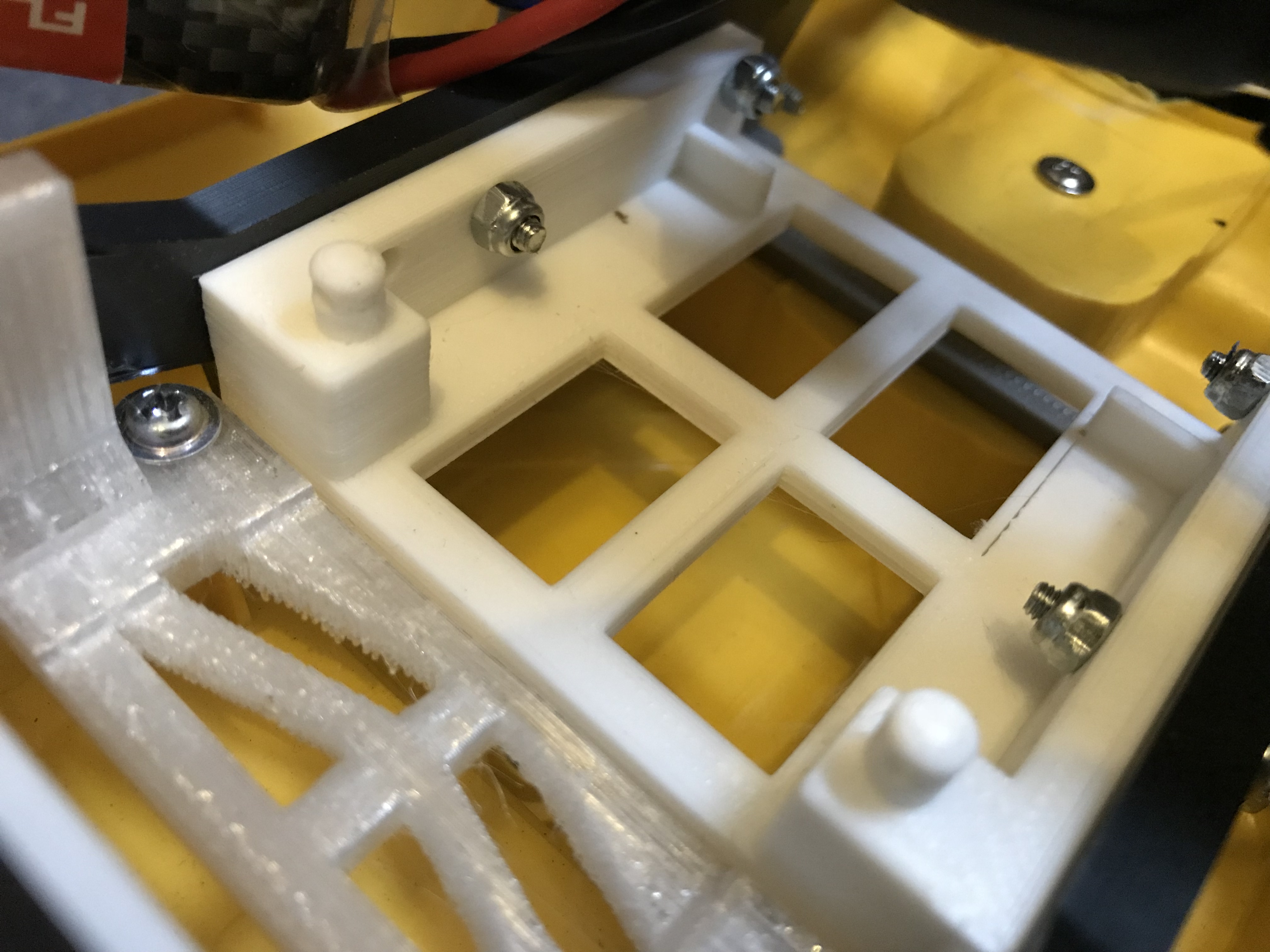 RC Jeep JK Back Brace Lipo Mount Files to download and to 3D print