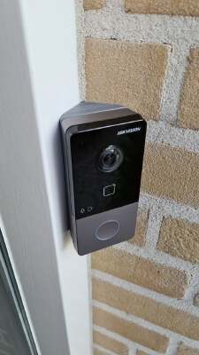 Hikvision DS-KV6113 doorbell bracket (45 degrees) | 3d print model