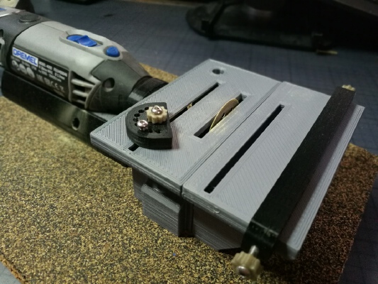 Table saw for Dremel 4000 (with drill bracket Fixed) | 3d print model