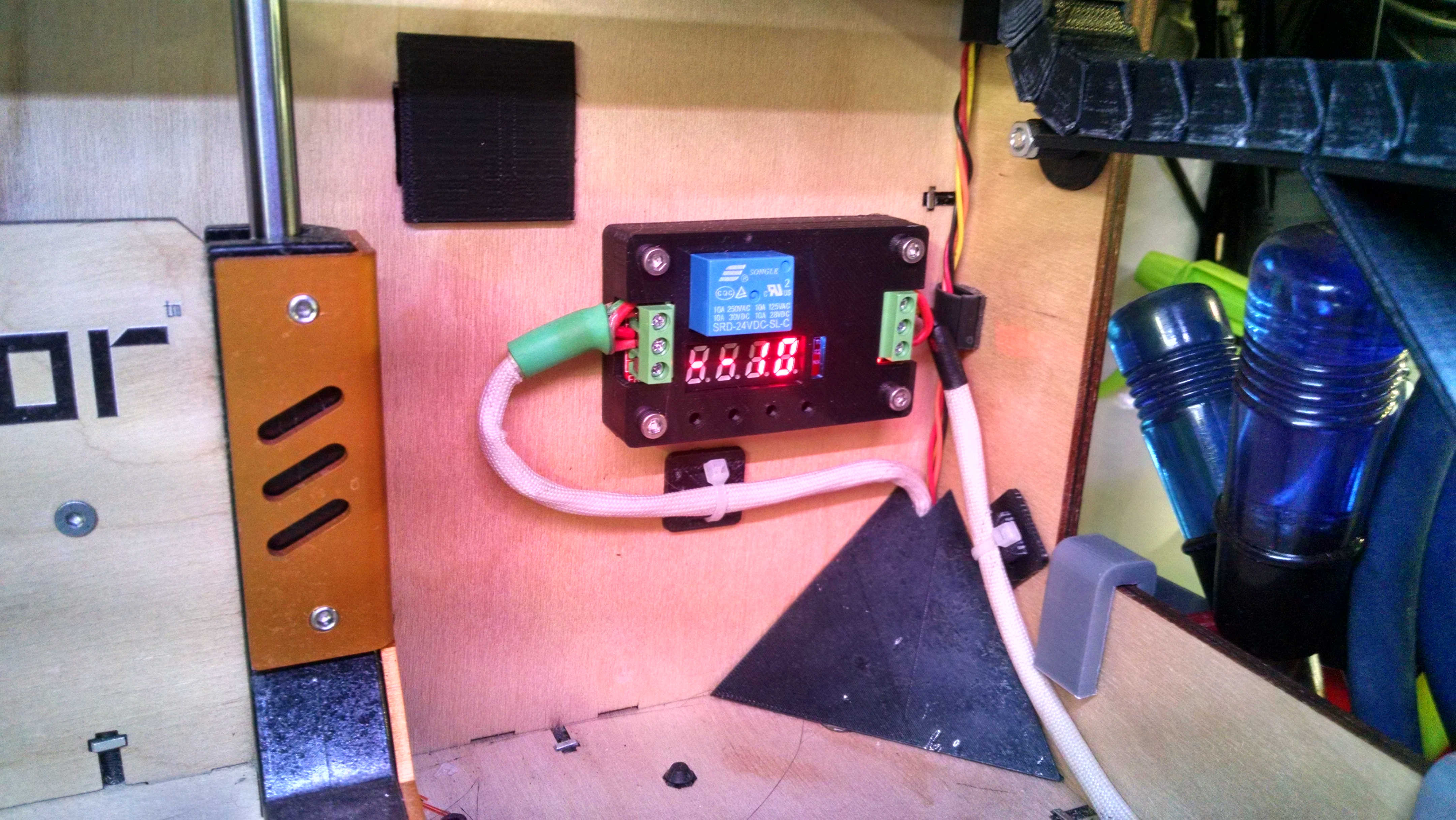 d22970f9-b8f0-4de9-8e8d-2dd75cded910