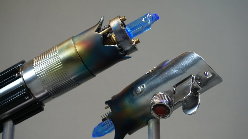 Skywalker - Rey´s Broken Lightsaber