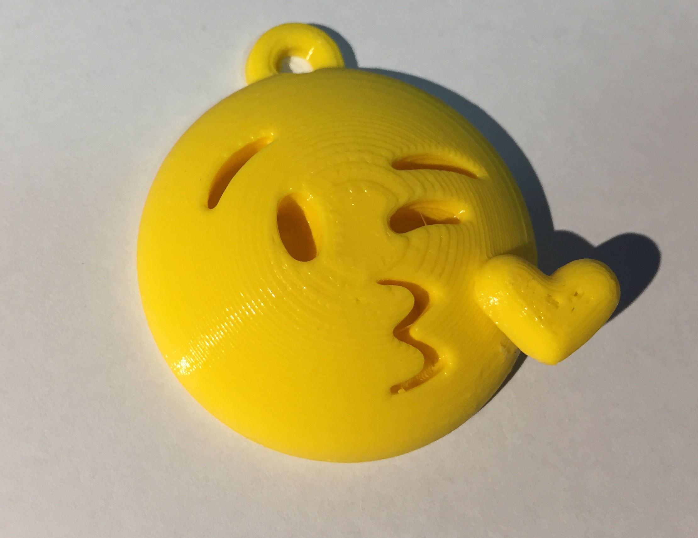 Kissing Emoji