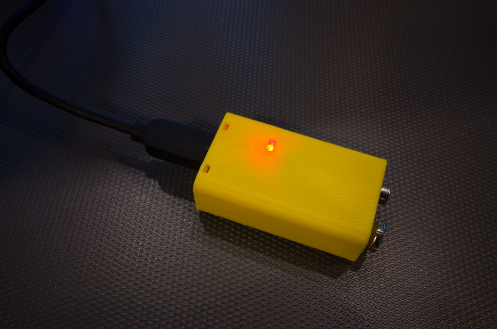 3D printed 9V USB rechargeable 6F22 LiPo battery