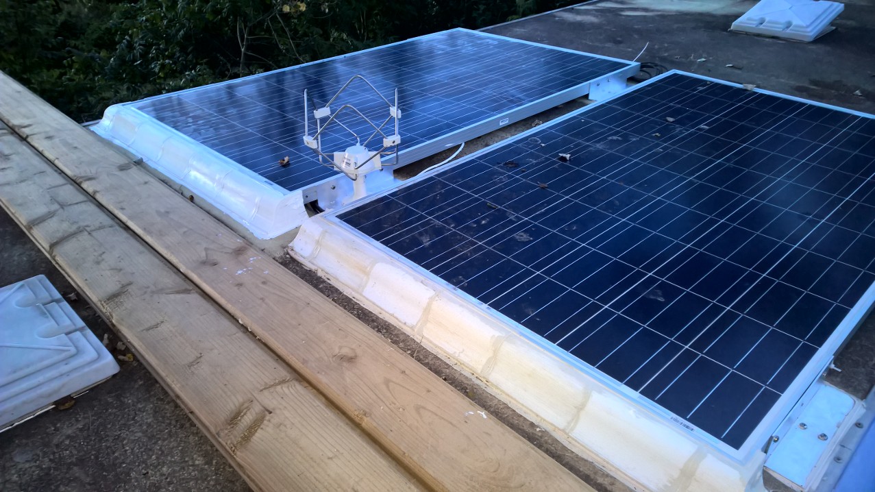 Solar Panel mounting for motorhome_caravan