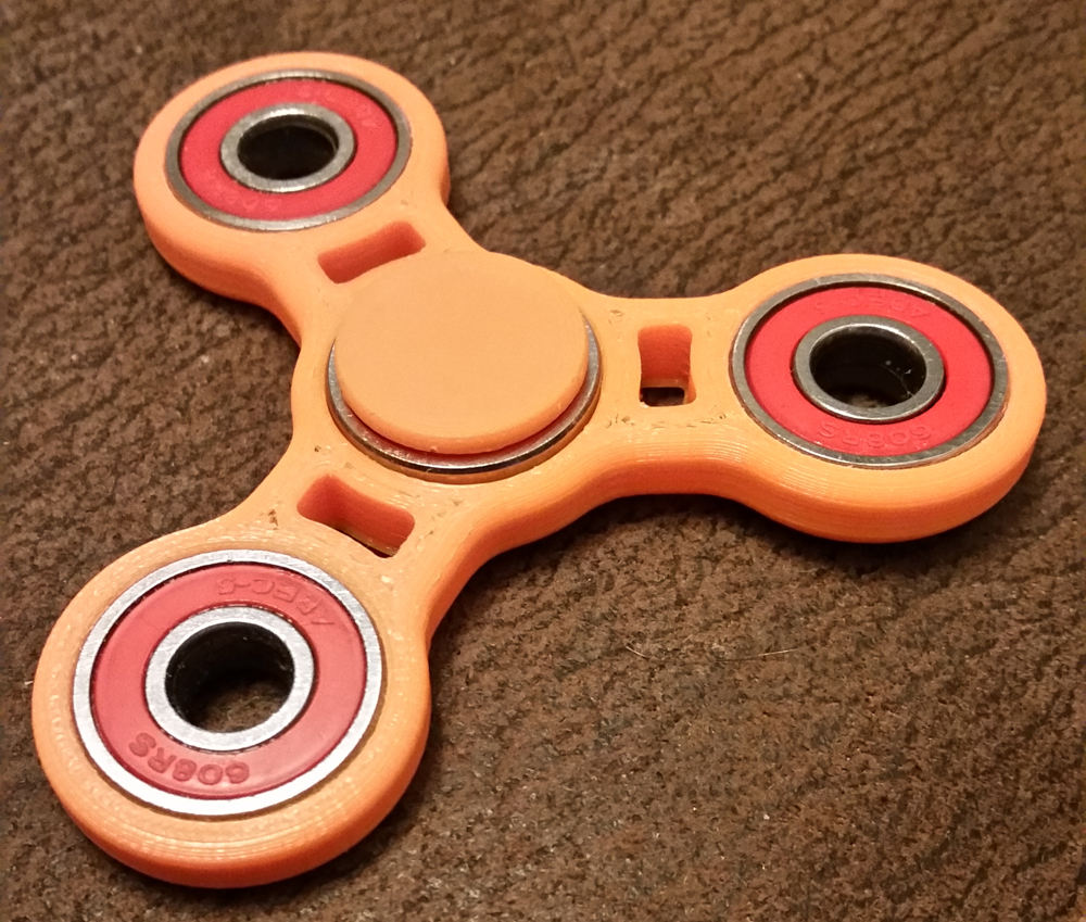 tri fidget toy (more momentum, less friction)