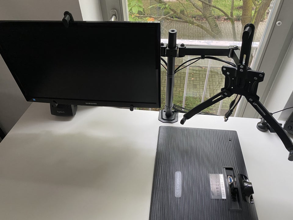 Vesa Adapter Mount For Monitors Without Back Holes
