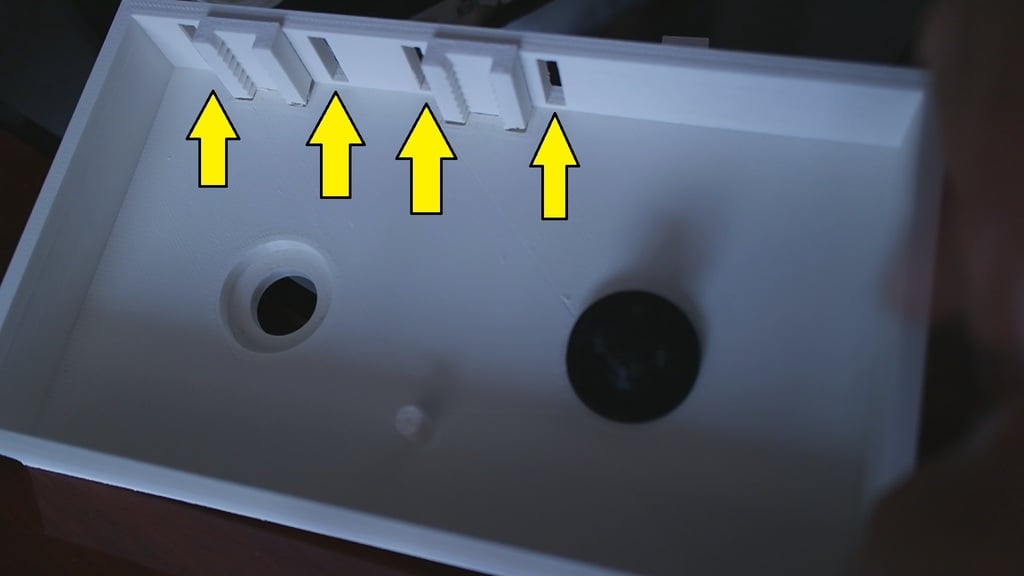 VHS CLEANER MACHINE (Maquina de limpar fitas VHS)