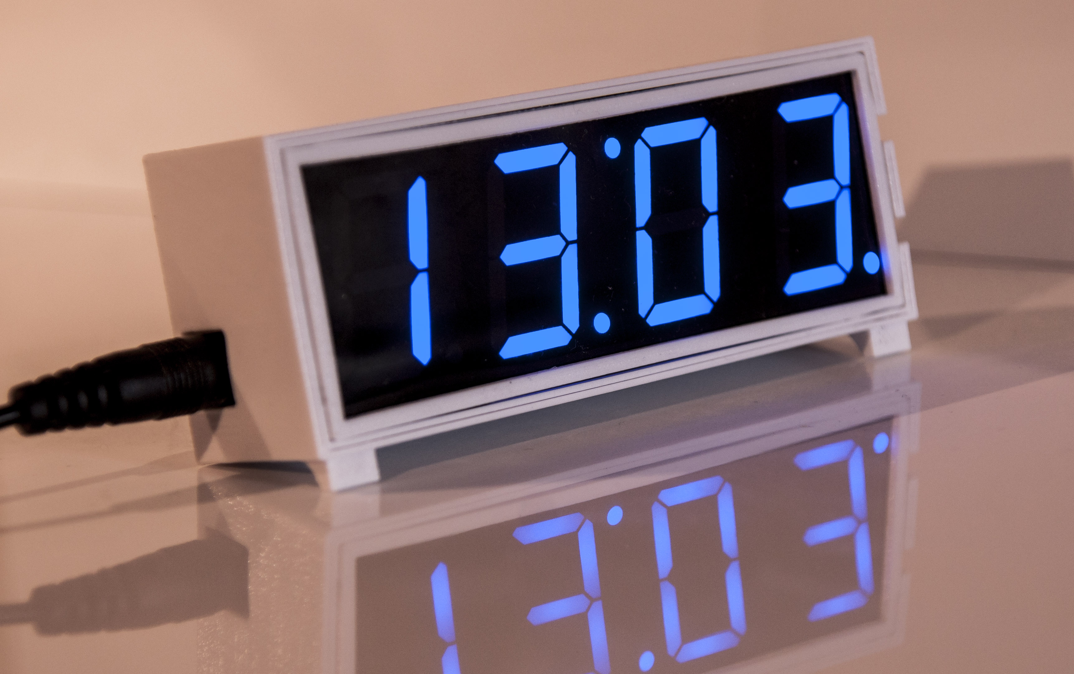 CLOCK LCD USB